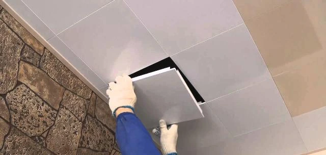 алюминиевый потолок армстронг