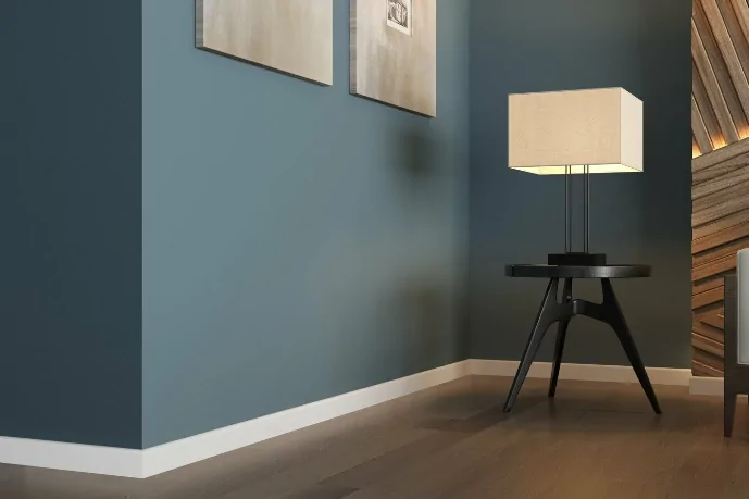 МЕТАЛЛИЧЕСКИЙ ПЛИНТУС ДЛЯ ПОЛА METRALINE