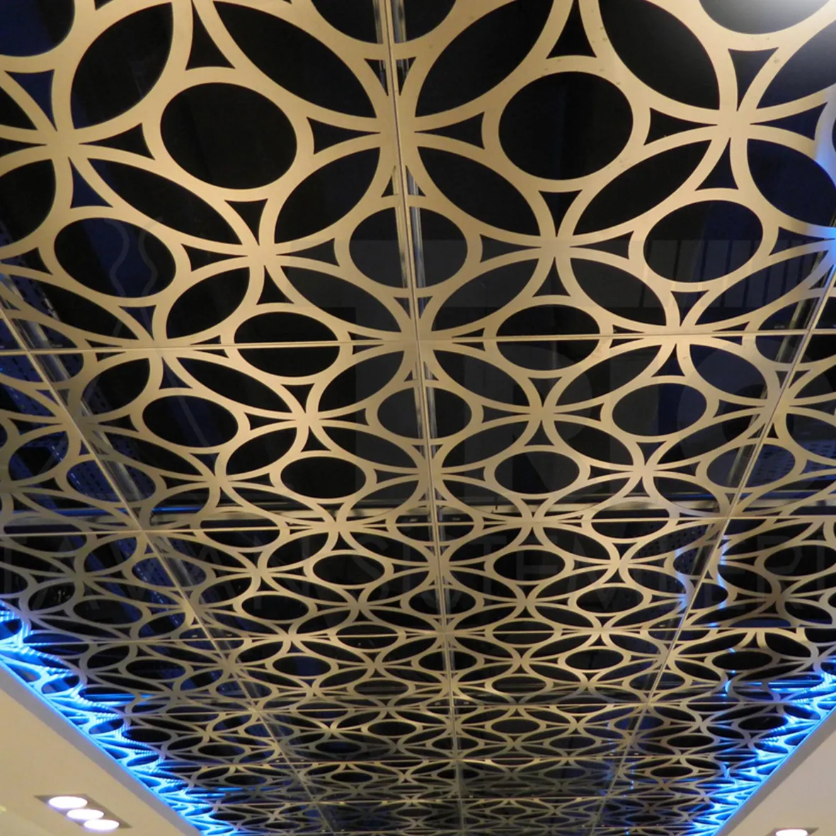 Потолок AeroGrid Orbit 1200x600мм